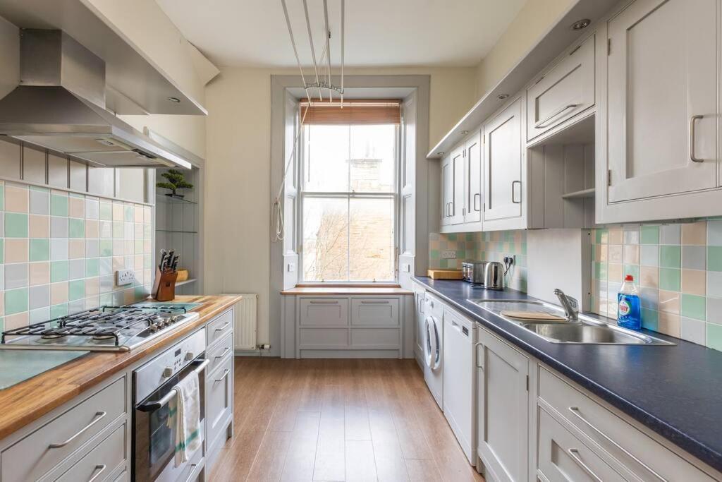 Stunning 3 Bedroom Flat In Bruntsfield Edinburgh Eksteriør bilde